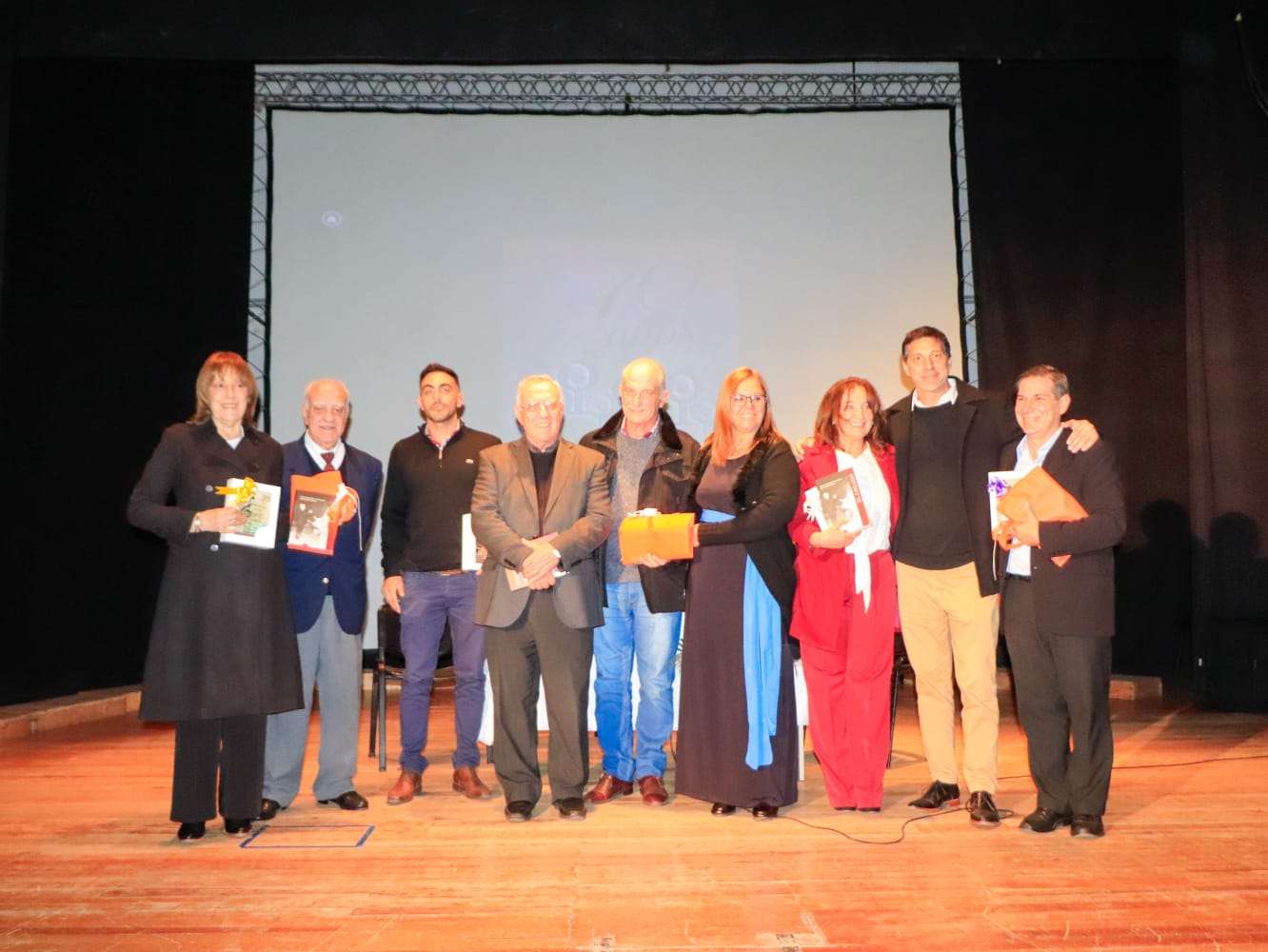 El Coro Polifónico Municipal «Prof. Dionisio Cantero» celebró 70 años de armonía