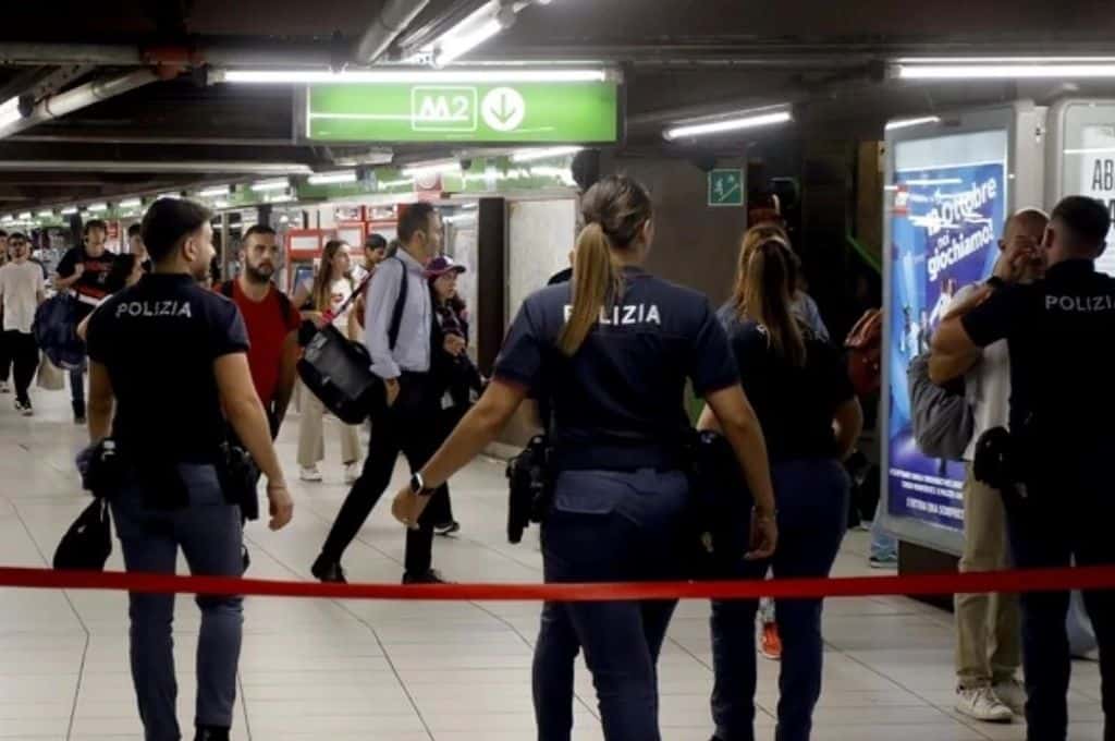 Detuvieron a un supuesto miembro de Estado Islámico con una cuchilla en subte de Milán