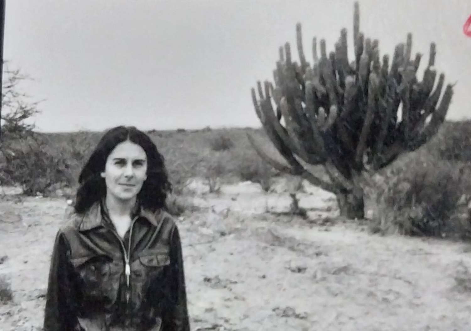 La escritora María Angélica Scotti, Marián, en sus años de exilio interno por la dictadura militar. Foto: Gentileza Cecilia Santamaría.