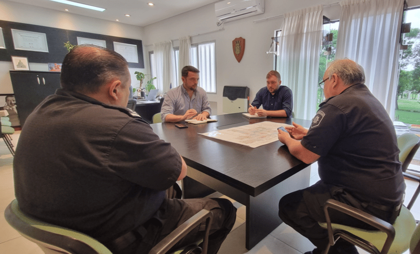 El intendente de Avellaneda se reunió con el jefe de Policía y con el Fiscal Regional